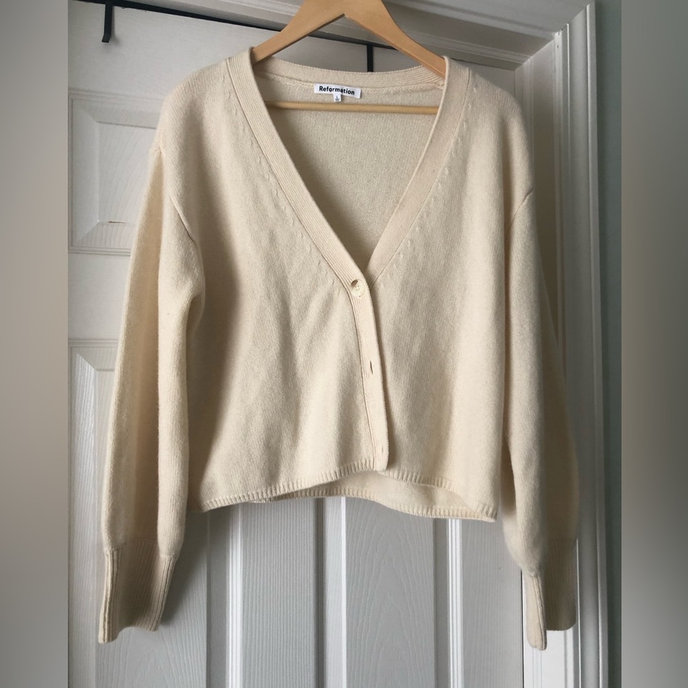 Reformation ivory cashmere sweater size large